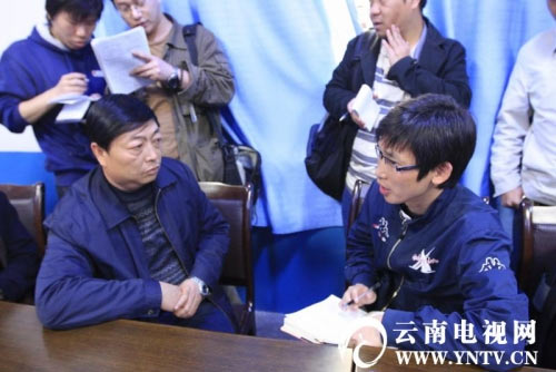 ���϶�؈؈�{(di��o)��M�ɆT�M(j��n)����������(�M�D)