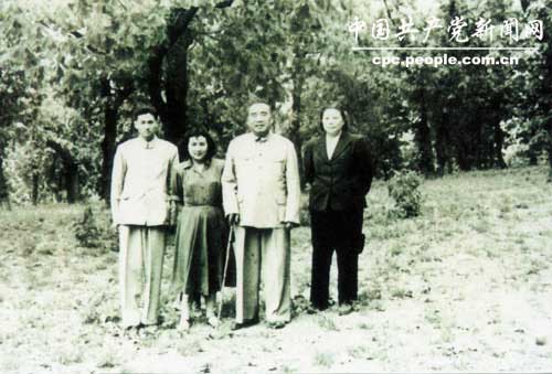 1955�꣬�����̈́��P�c��¿���������ʮ����