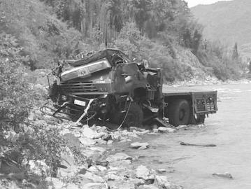 4��20�����ɶ�܊�^(q��)һ�Ȟ�(z��i)܇(ch��)�v����(z��i)�^(q��);�Љ���,�D���¹ʬF(xi��n)��(ch��ng)�����A��l(f��)