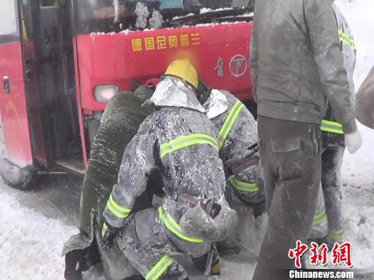 ɽ�����_(t��i)ɽ���Ľ�ѩ �����⼮�ο������@��(�D)