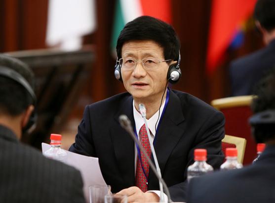 6��19����20�����й��������ξ�ί�T����������ί��ӛ�Ͻ����ڶ��_˹��ɽ��ϯ����ð�ȫ��(w��)�߼�������H���h�����ͼӏ����և��H��������(y��n)������ֲ����x����ּ�l(f��)����